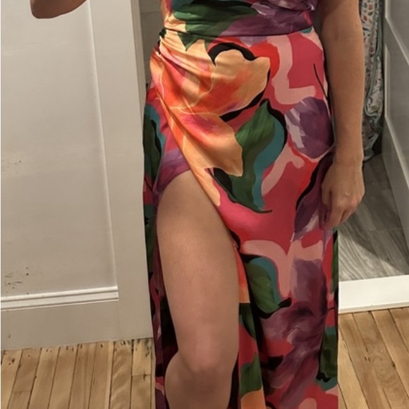 Jodie High Slit Dress - Picture 11 of 11